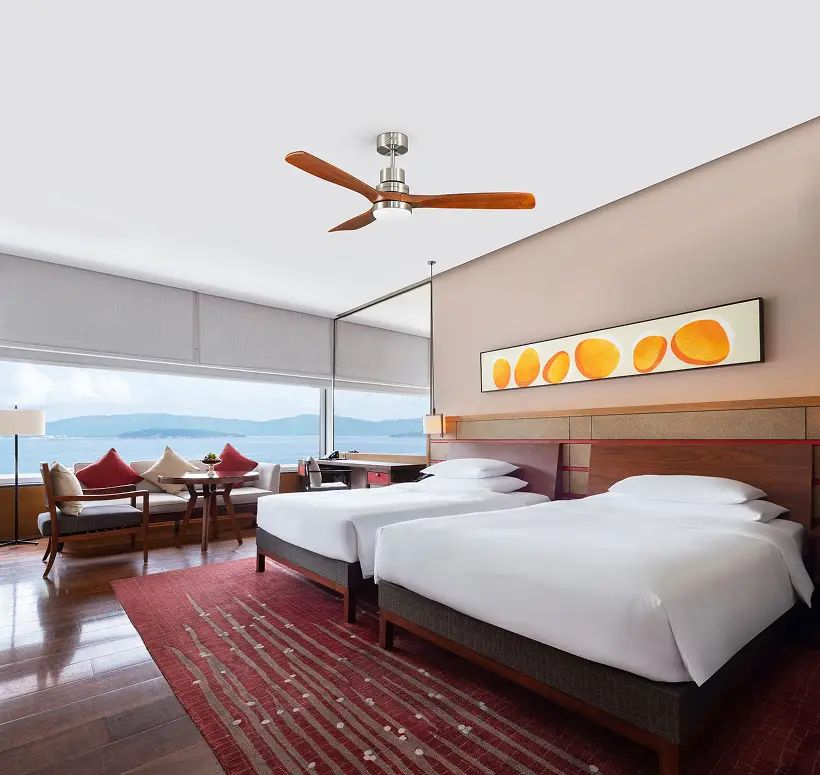 Adjustable Downrod & Integrated Dimmable LED Lighting